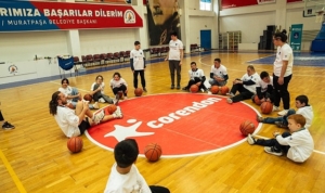 anadolu-efes-spor-kulubunun-2024-2025-sezonu-one-team-sosyal-sorumluluk-projesi-antalyada-basladi-MEyOyj2B.jpg