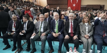 ege-universitesi-egekaf-2025teki-yerini-aldi-IIBdHdmC.jpg