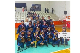 aliaganin-genc-oyunlari-ekibi-izmir-ilk-oldu-MHUB6NWP.jpg