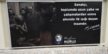 ataturk-panolari-yeniden-ramiz-turan-stadyumunda-dEtvMuKN.jpg