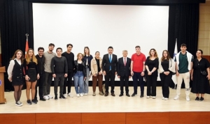 bakan-yardimcisi-boyraz-turkiye-yuzyilinda-ulastirma-vizyonunu-anlatti-FPjppcky.jpg