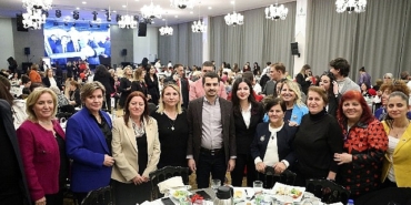 baskan-huseyin-can-guner-8-mart-etkinliklerine-katildi-iOScDPt2.jpg
