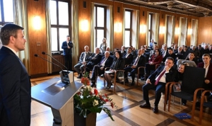 baskan-muhittin-bocek-kybele-odulunu-aldi-ribJXhY5.jpg