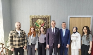 baskan-sezer-saglik-calisanlarinin-tip-bayramini-kutladi-uYb4MIbh.jpg