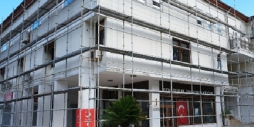 belediye-binasinda-tadilat-calismalari-basladi-VCpaZSEZ.jpg