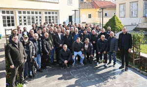 bornovada-amator-spora-buyuk-destek-zuB4qaei.jpg