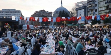buyuksehirin-iftar-sofrasi-her-gun-3-bin-kisiyi-agirliyor-7sV83Kar.jpg