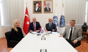 ege-universitesi-ve-yakin-dogu-universitesi-arasinda-akademik-is-birligi-protokolu-imzalandi-FWUvTcU6.jpg