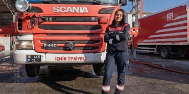 izmirin-cesur-kadinlari-her-zorlugun-ustesinden-geliyor-elrkuKL6.jpg