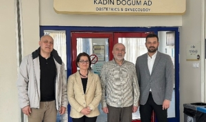 kadin-sagliginda-deu-farki-mrkh-sendromuna-yenilikci-cerrahi-basari-lsbCRHzS.jpg