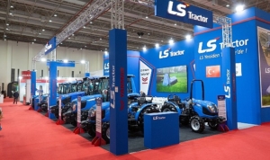 ls-traktor-agroexpo-20-uluslararasi-tarim-ve-hayvancilik-fuarinda-ciftcilerden-buyuk-ilgi-gordu-6uVIyQbG.jpg