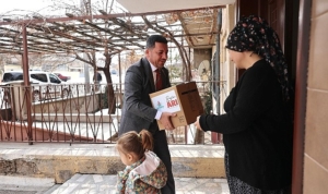 nevsehir-belediyesinden-ihtiyac-sahibi-ailelere-gida-kolisi-VEjZnaaS.jpg