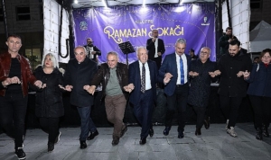 nilufer-ramazan-sokagina-artvin-gecesi-renk-katti-MJyBSwLX.jpg