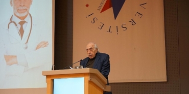 prof-dr-selcuk-erezden-gelecegin-hekimlerine-tavsiye-AAI9miCV.jpg