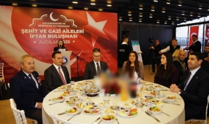 sehit-aileleri-ve-gaziler-avcilar-belediyesinin-iftar-yemeginde-bulustu-czM66cdM.jpg