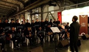 tasavvuf-musikisi-gonulleri-mest-etti-hLUNxsDf.jpg