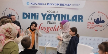 tongardan-milli-irade-meydanina-ovguler-s64GHV4H.jpg