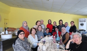 atasem-den-kadinlara-geri-donusum-urunleri-kursu-84sZCnxJ.jpg