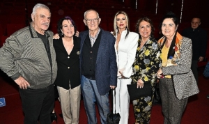 baldiz-guldurmeye-geliyor-waxPNjh1.jpg