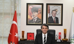 baskan-kocamandan-23-nisan-mesaji-cocuklarimizin-gulusu-gelecegimizin-umududur-iTtTwLQz.jpg