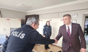 baskan-sezer-turk-polis-teskilatinin-kurulusunun-180-yil-donumunu-kutladi-SzBqVzJG.jpg