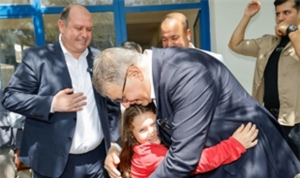 baskan-tugay-menderesin-koylerinde-ureticilerle-bulustu-kygKB2A6.jpg