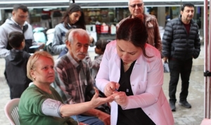 bayraklida-saglik-haftasi-etkinlikleri-ilgi-gordu-bEhKaMGI.jpg