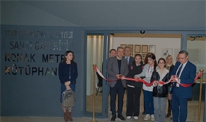bin-300-kitaplik-kutuphane-konak-metro-istasyonunda-acildi-3nsQWUGi.jpg