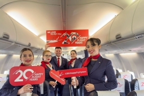 corendon-airlines-20-yasini-yolculariyla-gokyuzunde-kutluyor-eWndwFUV.jpg