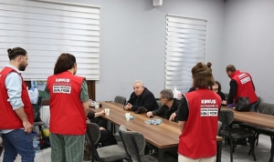 deprem-sonrasi-kucukcekmece-belediyesi-tum-imk-nlarini-seferber-etti-uuTiPXLV.jpg