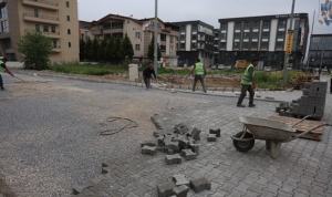 dumlupinar-mahallesinde-parke-calismalari-devam-ediyor-ykQrZ9RP.jpg
