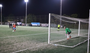 ege-universitesi-masterlar-futbol-takimi-sampiyonluga-uzandi-zRR8xGHM.jpg