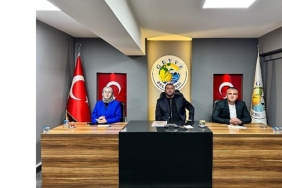 geyve-belediyesi-nisan-ayi-meclis-toplantisi-yapildi-1TP7zUwa.jpg