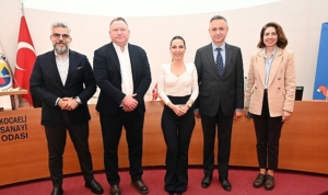 hedef-holding-ve-kocaeli-sanayi-odasindan-is-dunyasina-yonelik-finansal-seminer-wzqy5KkD.jpg