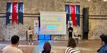 izmirli-gencler-duygusal-okuryazarlik-atolyesi-ile-farkindalik-kazandi-8L8Gkut1.jpg