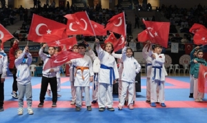 kocaeliden-4-sporcu-milli-takima-vize-aldi-vbLHmrRW.jpg