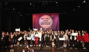 liseli-gencler-muzik-yeteneklerini-sergiledi-2W3CNTmH.jpg