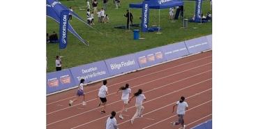 milyonlarca-cocugu-atletizm-ile-tanistiran-decathlon-turkiyenin-en-hizlisinda-2025-yarislaribasladi-MVJiy3jp.jpg
