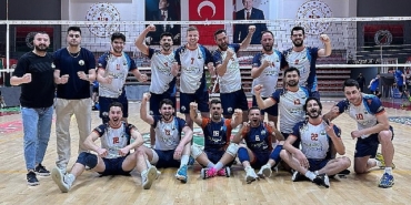 osmangazi-belediyespor-erkekler-voleybol-2-ligine-yukseldi-21HckH3F.jpg
