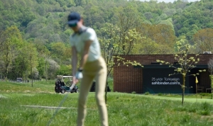 sahibindencom-spora-destegini-golf-sahalarina-tasidi-K5YChHP6.jpg