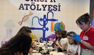 canik-ozdemir-bayraktar-kesif-kampusu-atolyeleri-teknofest-kktcnin-ilk-gununde-ziyaretci-akinina-ugradi-jfcheaHT.jpg