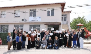 cesme-kent-enstitusu-germiyandaki-ilk-sertifikalarini-dagitti-SaxG71Is.jpg
