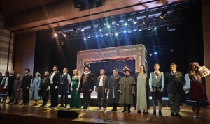 istanbulda-kocaeli-sehir-tiyatrolari-ruzg-ri-esti-tv5qMtgb.jpg