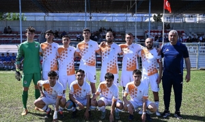kemer-belediye-merkez-spor-evinde-berabere-kaldi-IbOtMJZy.jpg